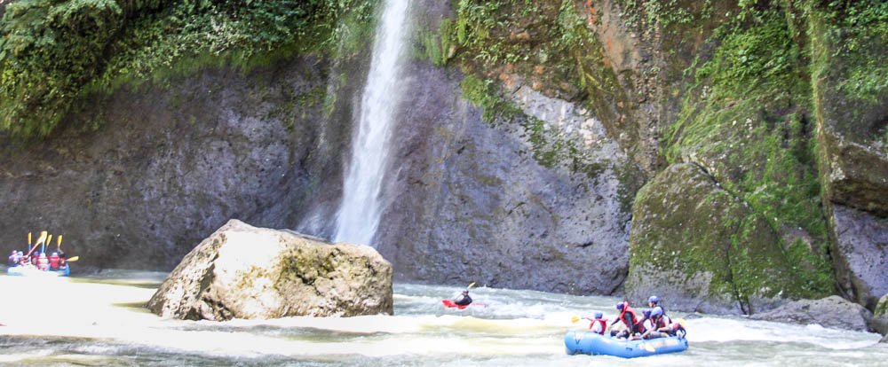 pacuare waterfall 
 - Costa Rica