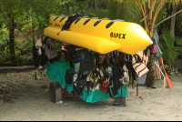        banana boat waiting 
  - Costa Rica