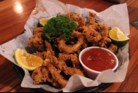        marlin calamari 
  - Costa Rica