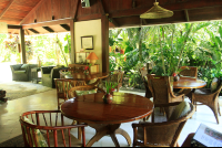        magellan inn restaurant 
  - Costa Rica